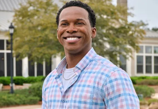 Hallmark Media Welcomes Akono Dixon as He Makes His Mahogany Debut in "Spring Breakthrough"